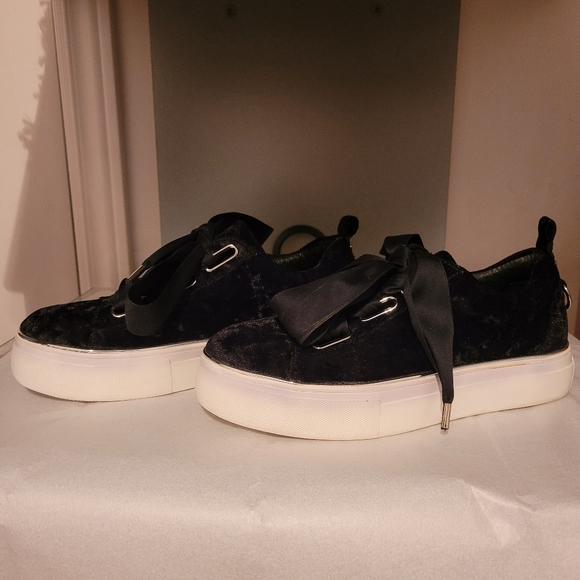 Wishbone Collection Eliza Black Velvet Platform Sneakers - Picture 2 of 6